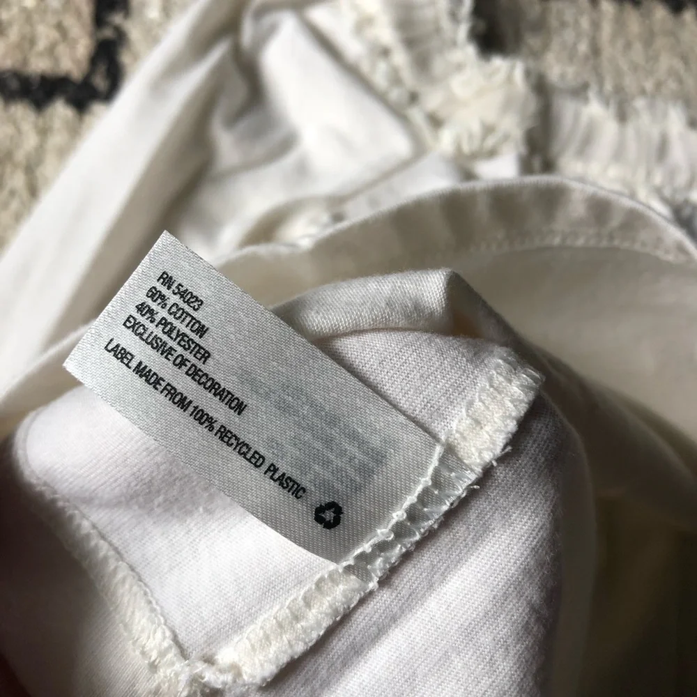 Baby Gap girls top with lace trim